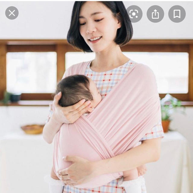 Ergobaby(エルゴベビー)の【美品】コニー　konny 抱っこ紐　XSサイズ キッズ/ベビー/マタニティの外出/移動用品(抱っこひも/おんぶひも)の商品写真