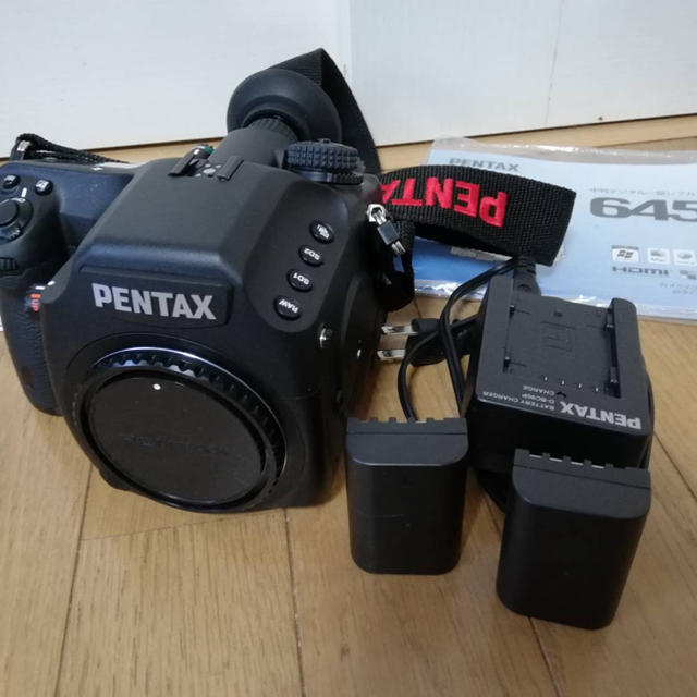 PENTAX(ペンタックス)のPENTAX645D 美品●ペンタックス●本体のみ スマホ/家電/カメラのカメラ(デジタル一眼)の商品写真