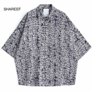 シャリーフ(SHAREEF)の【SHAREEF】LETTERING PATTERN S/S SHIRTS(シャツ)