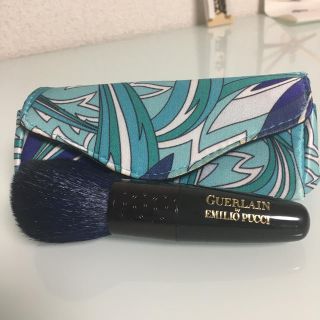 ゲラン(GUERLAIN)のt8k11様専用　ゲラン　エミリオプッチ　フェイスパウダー　ブラシ(ブラシ・チップ)