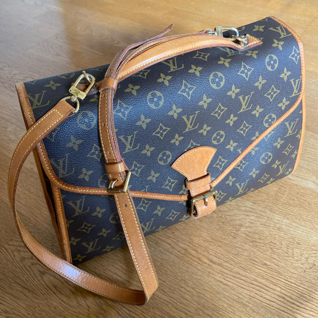 LOUIS VUITTON   ルイヴィトン ビバリー モノグラムの通販 by みき's