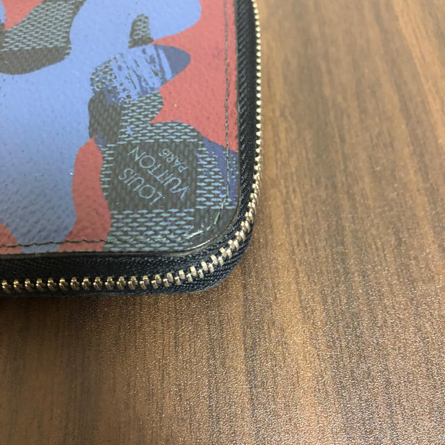 LOUIS VUITTON(ルイヴィトン)のルイヴィトン 長財布 ジッピー ウォレット ヴェルティカル メンズのファッション小物(長財布)の商品写真