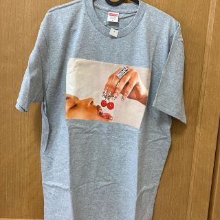 シュプリーム(Supreme)のsupreme チェリー　Tシャツ(Tシャツ/カットソー(半袖/袖なし))