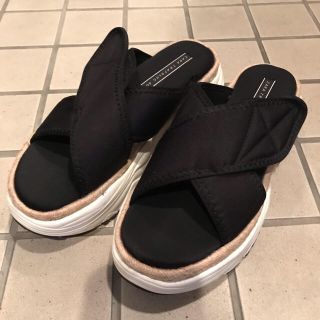 ザラ(ZARA)のZARA スポーツサンダル(サンダル)