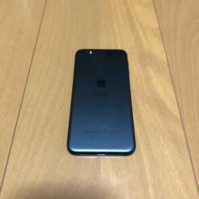 Apple(アップル)のiPod touch 32GB ブラック スマホ/家電/カメラのオーディオ機器(ポータブルプレーヤー)の商品写真