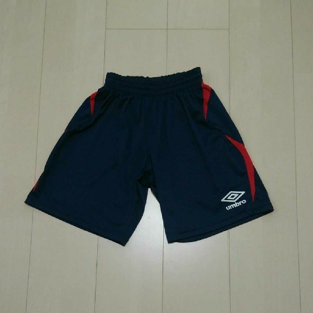 UMBRO(アンブロ)のUMBROハーフパンツ キッズ/ベビー/マタニティのキッズ服男の子用(90cm~)(パンツ/スパッツ)の商品写真