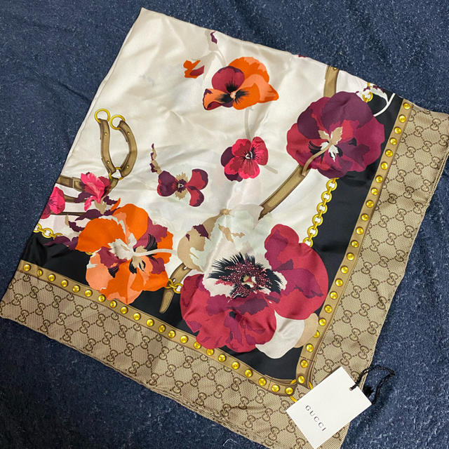 Gucci - GUCCI 新品 大判スカーフの通販 by shop｜グッチならラクマ