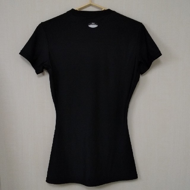 UNDER ARMOUR(アンダーアーマー)のアンダーアーマー スポーツウエア Tシャツ レディースのトップス(Tシャツ(半袖/袖なし))の商品写真