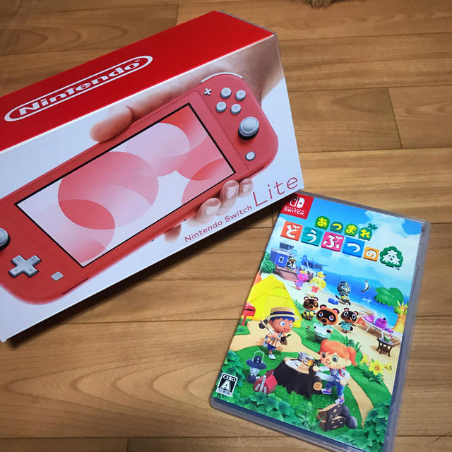 ニンテンドー スイッチライト本体 どうぶつの森 コーラル ニンテンドー スイッチライト本体 どうぶつの森 コーラル