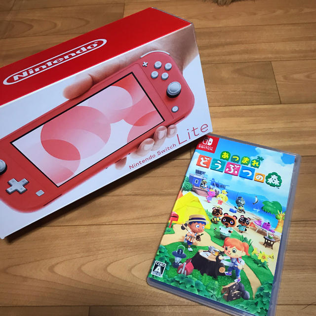 ニンテンドー　スイッチライト本体　どうぶつの森　コーラル