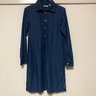 ユニクロ(UNIQLO)のUNIQLO デニムシャツワンピース　★最終値下げ！(シャツ/ブラウス(長袖/七分))