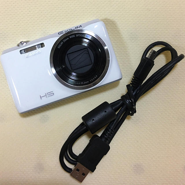 CASIO(カシオ)の【送料無料】CASIO デジカメ スマホ/家電/カメラのカメラ(コンパクトデジタルカメラ)の商品写真
