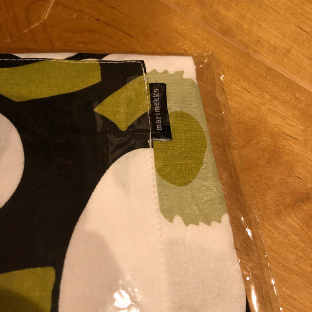 marimekko(マリメッコ)の新品　マリメッコ　ウニッコ　ブラック×ホワイト インテリア/住まい/日用品のキッチン/食器(収納/キッチン雑貨)の商品写真