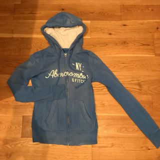 アバクロンビーアンドフィッチ(Abercrombie&Fitch)のAbercrombie & Fitch 並行輸入品 XS　パーカー(パーカー)