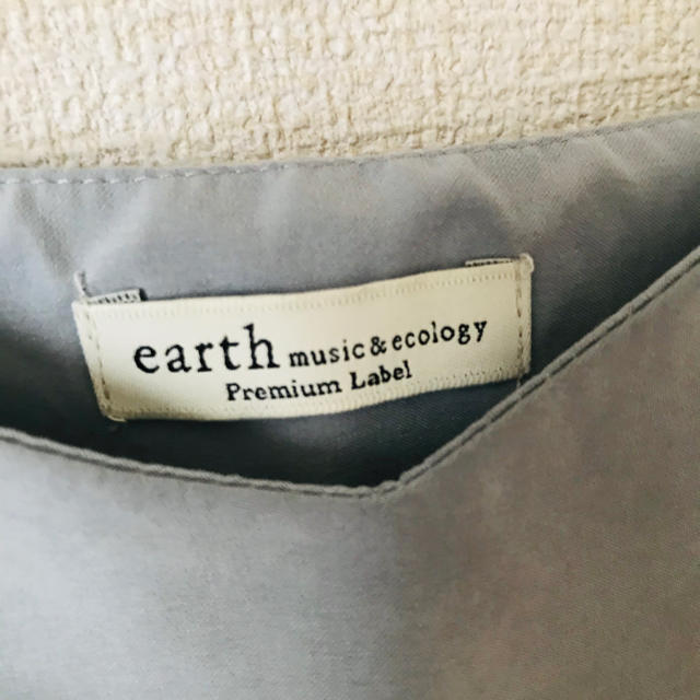 earth music & ecology(アースミュージックアンドエコロジー)の6/27まで！earth music & ecology ワンピ くすみカラー レディースのワンピース(ひざ丈ワンピース)の商品写真