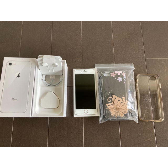 Apple iPhone8 シルバー 64GB 海外版 A1863 SIMフリー