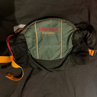 マーモット(MARMOT)のmarmot  ウエストポーチ　ボディバッグ(ウエストポーチ)