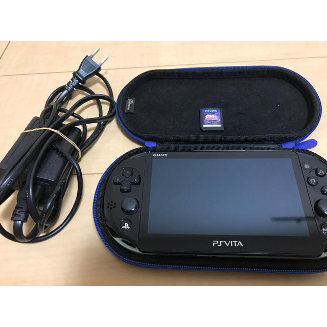 PS vita 本体＋パワプロ2014カセット（収納ケース、充電器付　箱なし）携帯用ゲーム機本体