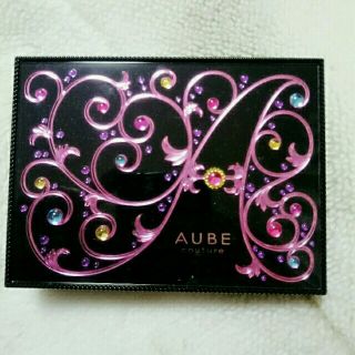 オーブクチュール(AUBE couture)のデザイニングジュエルコンパクト(アイシャドウ)