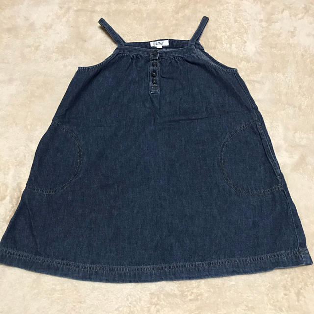 a.v.v(アーヴェヴェ)のa.v.v  110  デニムワンピース キッズ/ベビー/マタニティのキッズ服女の子用(90cm~)(ワンピース)の商品写真