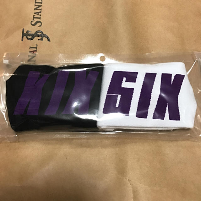 Supreme(シュプリーム)の値下げ！KIX SIX LOGO STRIPE SOX 2P キックスシックス  メンズの靴/シューズ(その他)の商品写真