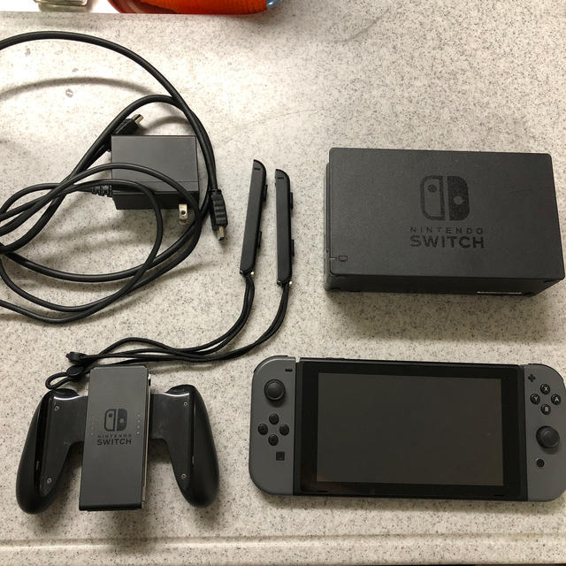 任天堂　Switch