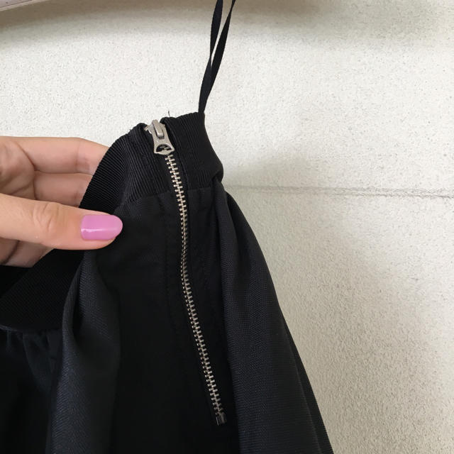 ACNE(アクネ)のAcne studios black skirt. レディースのスカート(ひざ丈スカート)の商品写真