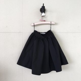 アクネ(ACNE)のAcne studios black skirt.(ひざ丈スカート)