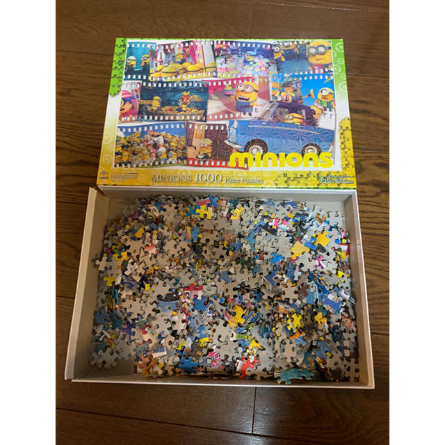 ミニオン　ジグソーパズル　1000ピース　 エンタメ/ホビーのアニメグッズ(その他)の商品写真