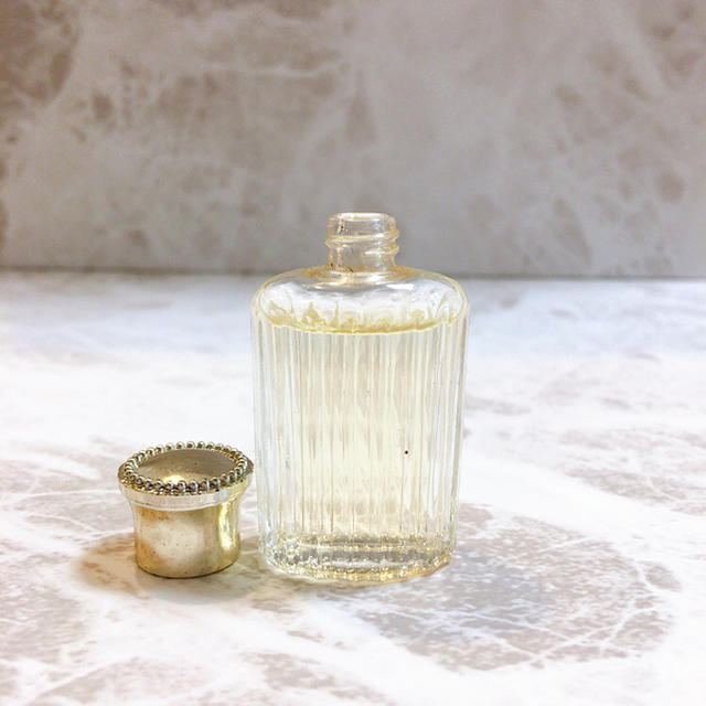 NINA RICCI - ニナリッチ シニョリッチ2 香水の通販 by ろあん's shop(フォロー割あります♡)｜ニナリッチならラクマ