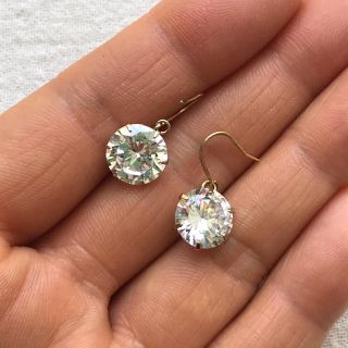 ダイアモンド 風 ゴールド ピアス(ピアス)