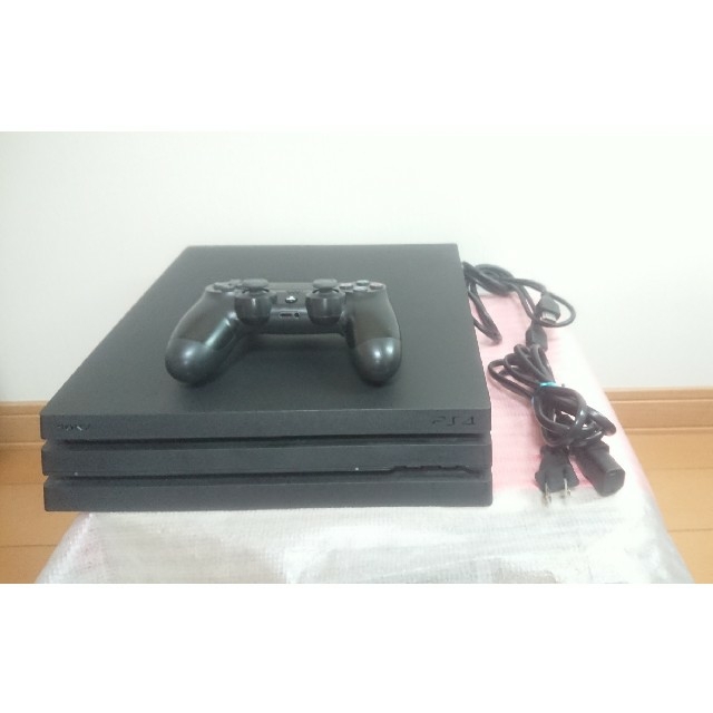 PS4 Pro ブラック 1TB CUH‐7000 ※コントローラー無し