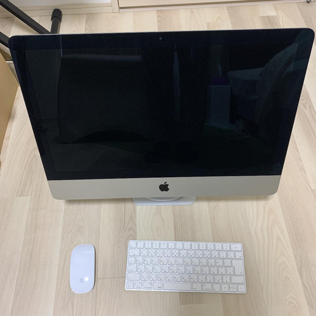 21.5インチiMac Retina4K cpu corei7 mem 16GB