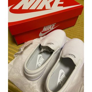 ナイキ(NIKE)の値下げしました　ナイキ スリッポン TOKI ホワイト 24.5㎝(スニーカー)