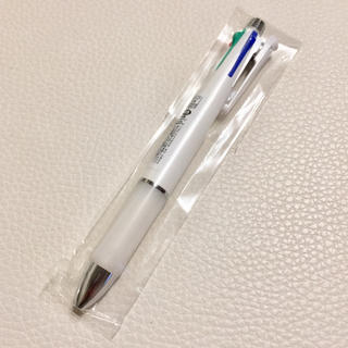 ゼブラ(ZEBRA)の未開封  クリップオンマルチ ボールペン ホワイト  ゼブラ ボールペン(ペン/マーカー)