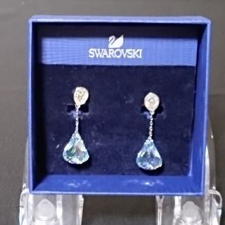 スワロフスキー(SWAROVSKI)のスワロフスキー イヤリング(イヤリング)