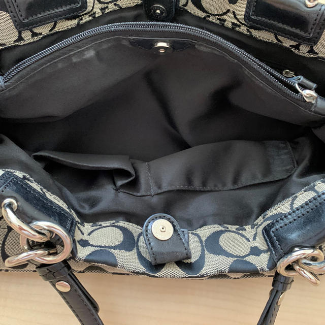 COACH(コーチ)のコーチ　ハンドバッグ　バッグ　婦人鞄　ブラック　グレー レディースのバッグ(ハンドバッグ)の商品写真