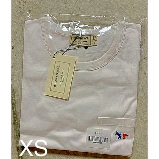 メゾンキツネ(MAISON KITSUNE')の新品！メゾンキツネTシャツ　TRICOLOR FOX PATCH XS♪(Tシャツ/カットソー(半袖/袖なし))