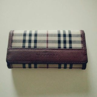 バーバリー(BURBERRY)のゆい様　バーバリー♡5連キーケース(その他)