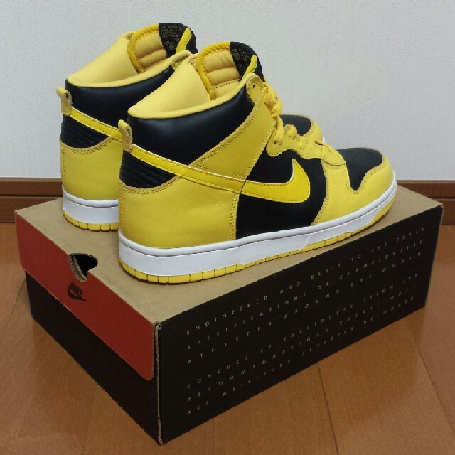 NIKE(ナイキ)の1999 NIKE DUNK HIGH LE (黒×黄)US10 メンズの靴/シューズ(スニーカー)の商品写真