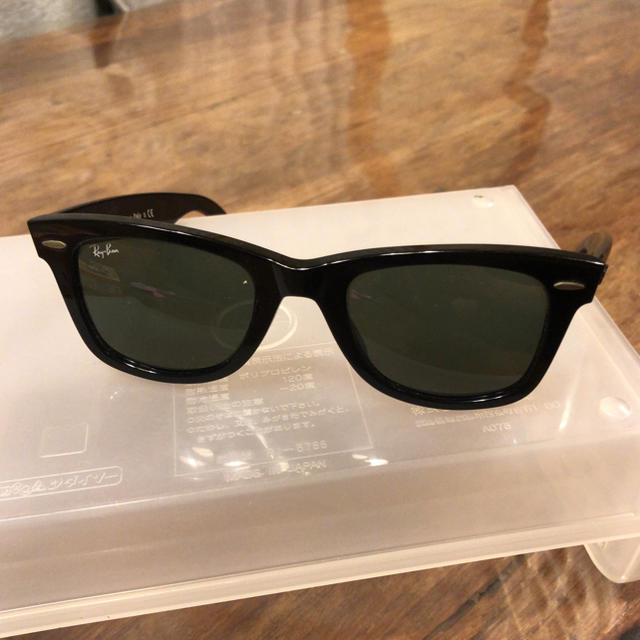 Ray-Ban(レイバン)のray ban サングラス  レイバン　wayfarer ヨドバシカメラ購入 メンズのファッション小物(サングラス/メガネ)の商品写真