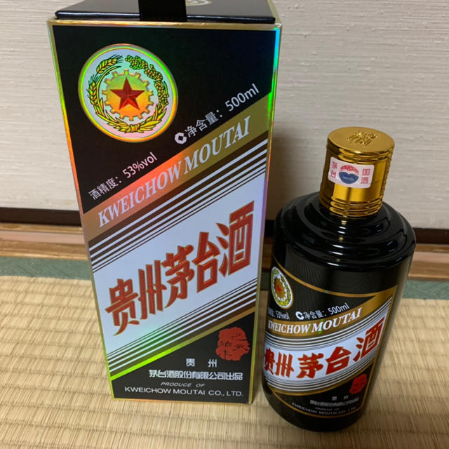 マオタイ　貴州茅台酒 食品/飲料/酒の酒(その他)の商品写真