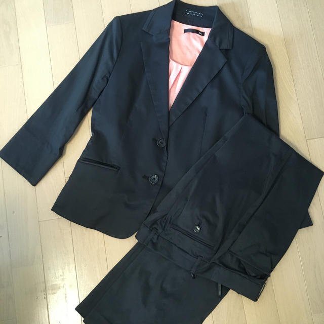 【最終価格】夏用 ストレッチパンツスーツ レディースのフォーマル/ドレス(スーツ)の商品写真