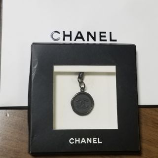 シャネル(CHANEL)の中古美品CHANEL　激レア！CoCoマークイヤホンジャック非売限定ノベルティ(ストラップ/イヤホンジャック)