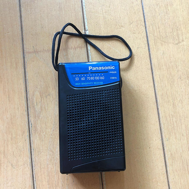 Panasonic(パナソニック)のパナソニック製ラジオR-1005 スマホ/家電/カメラのオーディオ機器(ラジオ)の商品写真