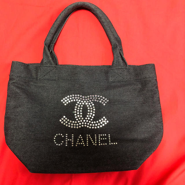 CHANEL(シャネル)のCHANELノベルティデニムバック エンタメ/ホビーのコレクション(ノベルティグッズ)の商品写真