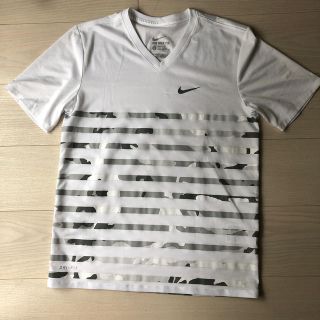 ナイキ(NIKE)のナイキ　ドライフィットTシャツ(Tシャツ(半袖/袖なし))