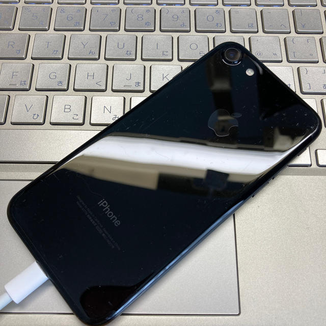 スマートフォン本体iPhone 7 ジェットブラック　128GB