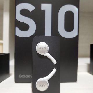 ギャラクシー(Galaxy)のGalaxy S10 付属品イヤホン(ヘッドフォン/イヤフォン)