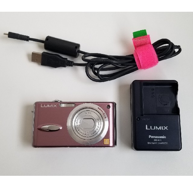 Panasonic(パナソニック)のLUMIX デジタルカメラ スマホ/家電/カメラのカメラ(コンパクトデジタルカメラ)の商品写真